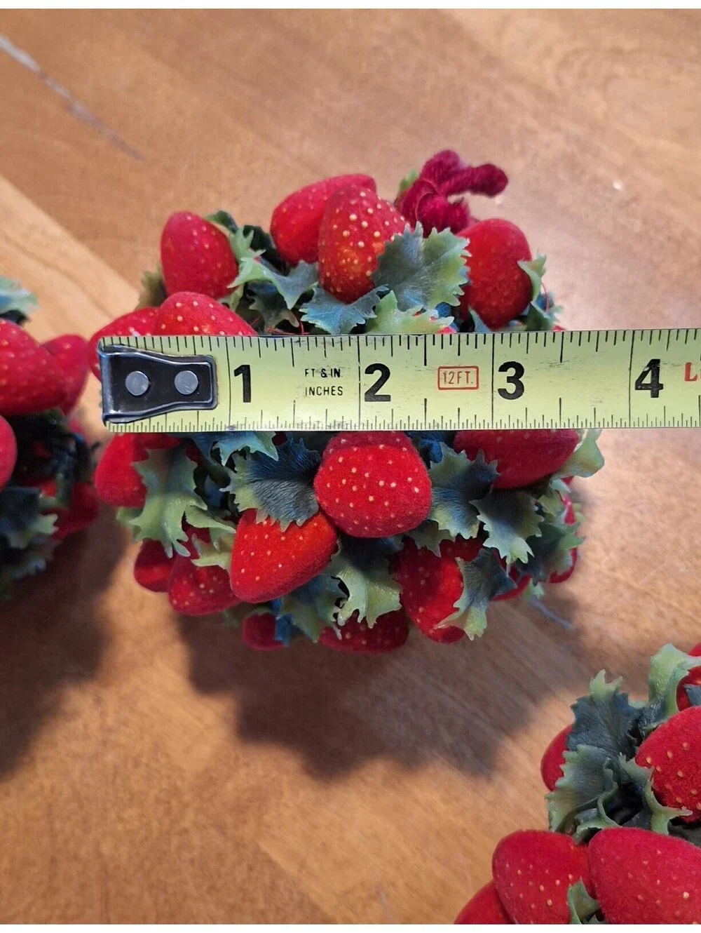 3 VTG Strawberry Plastic Cluster Hanging Balls Looks Like Mistletoes 3.5
